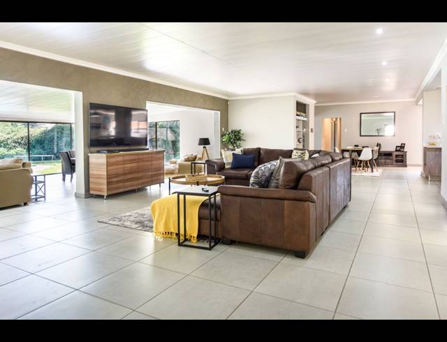 4 BEDROOM HOUSE FOR SALE IN VANDERBIJLPARK SW 5